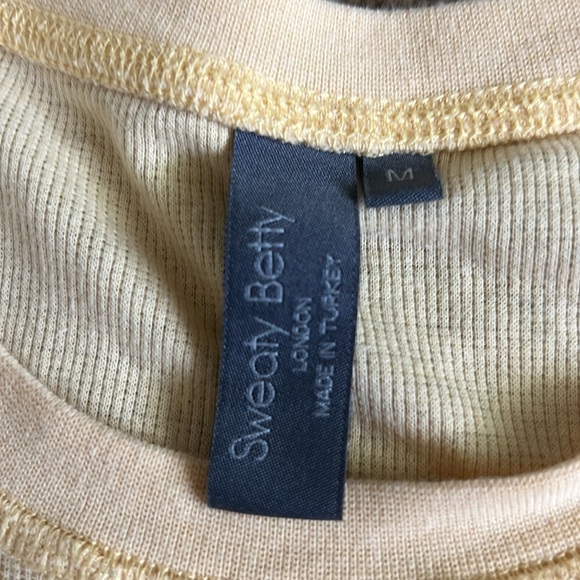 Sweaty Betty Yellow Waffle Knit Crop Top Yellow- Size Medium NWOT - Picture 4 of 8